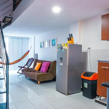 Apartamento Con Amplia Terraza Apartment